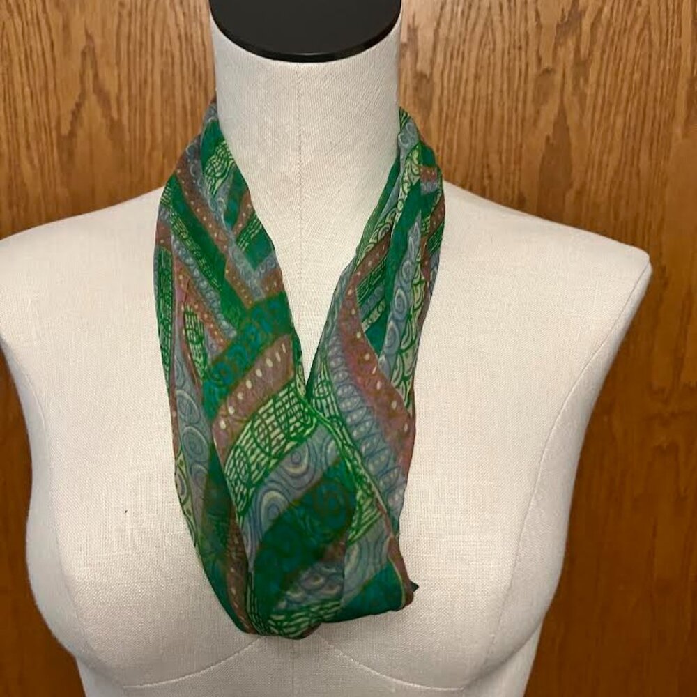 Vintage One Piece Neck Scarf / 100% Pure Silk
